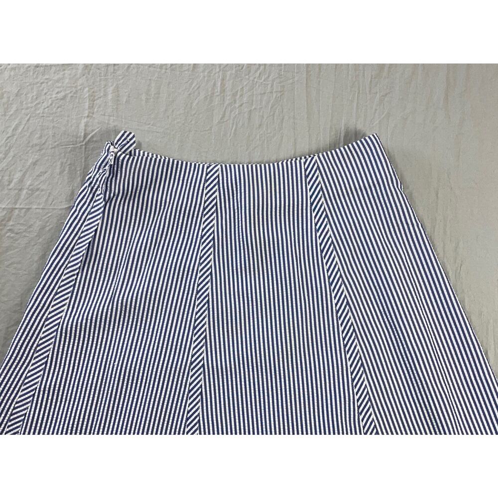 Orvis Micofiber Side Zip Flare Seersucker Skirt. Blue Stripe, Women's 8. EUC!! - Picture 4 of 5